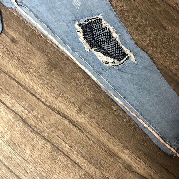 BOOHOO Blue Boyfriend Distressed Ripped Fishnet Light Wash Jeans - Picture 16 of 16
